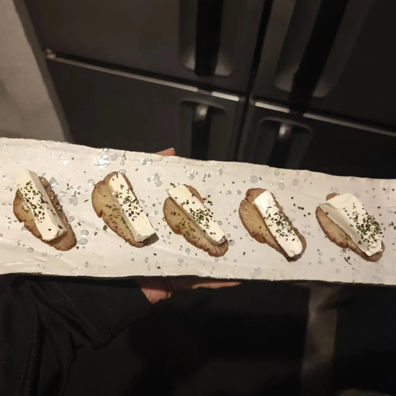🥢 燻製の香りとクリームチーズの絶妙な組み合わせ。